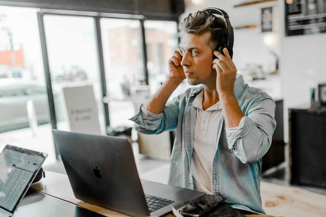 How to Start a Virtual Assistant Business With No Experience
